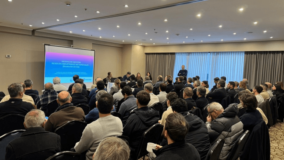 Presentación del Sistema de Gestión de Residuos Industriales No Especiales (Resolución 60/2026) en la provincia de Buenos Aires